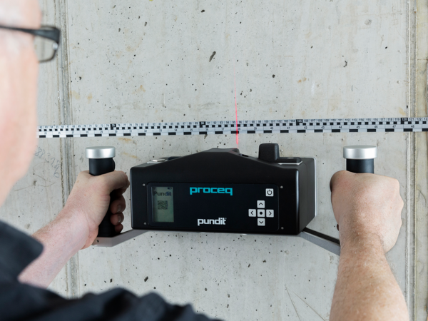 PD8000